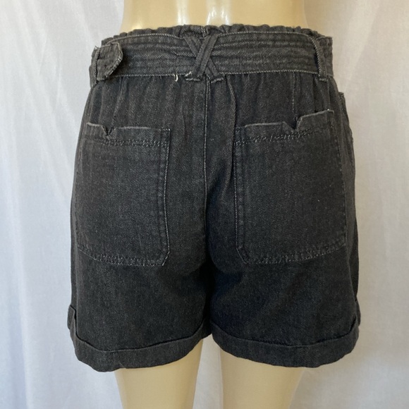 DEMOCRACY Jeans Women’s Black Faded Shorts Size 6 Belted Elastic Waist NWOT - Picture 4 of 8
